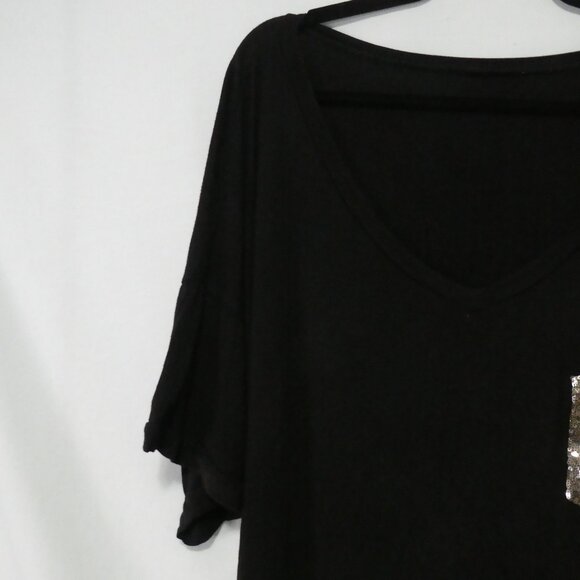 Unbranded | P2P 24 inches | Black U-Neck Top With Sequined Pocket - Picture 3 of 13